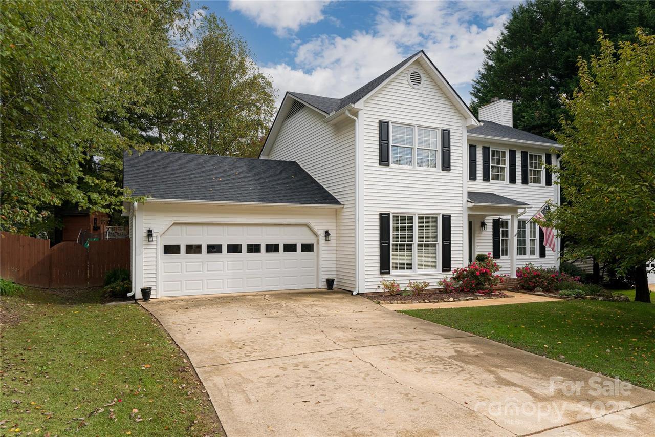 49 Whispering Oak Ct., Fletcher, NC 28732
