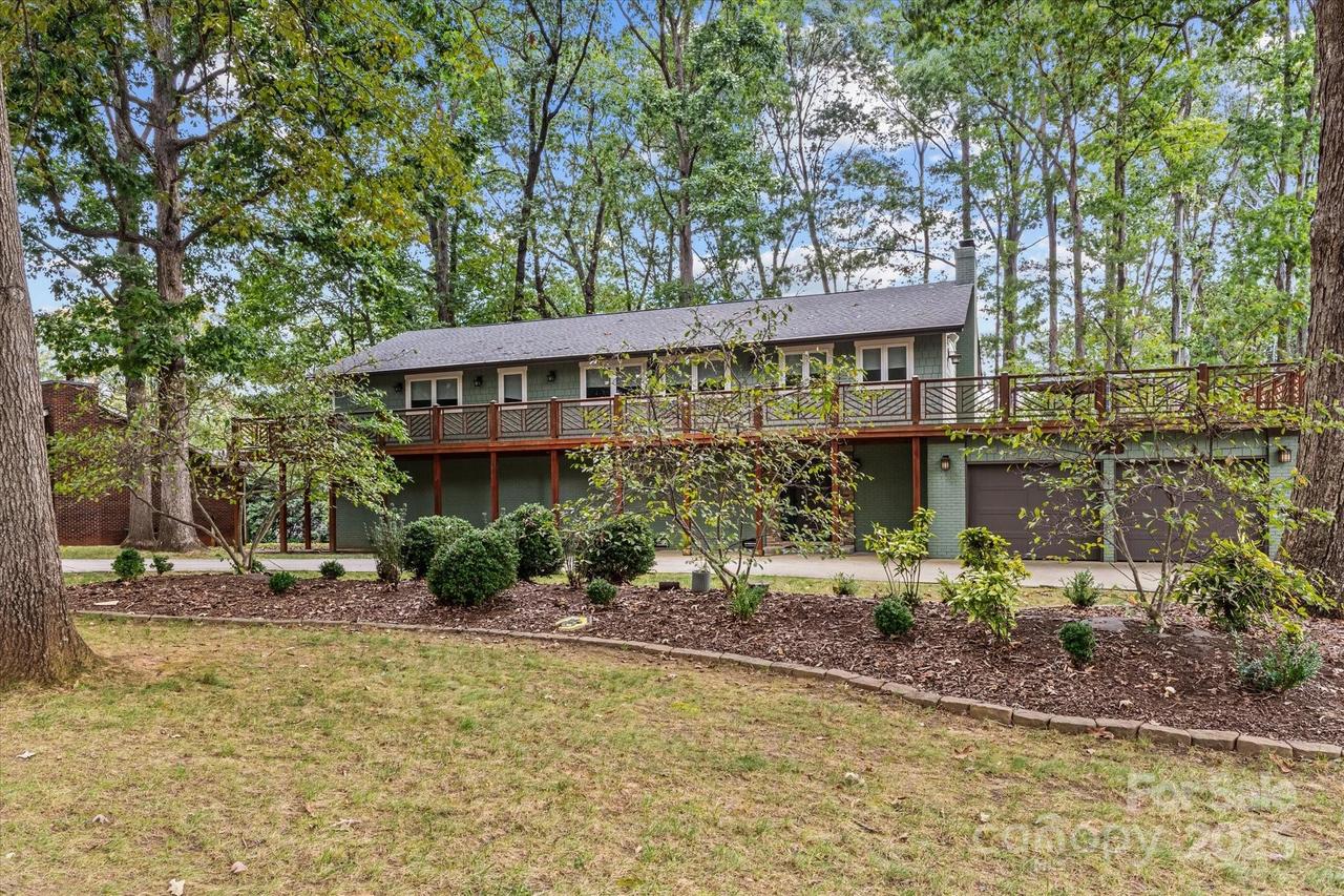 258 Crystal Cir., Mooresville, NC 28117