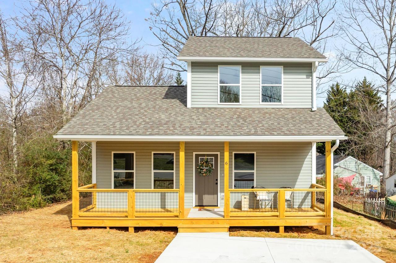 102 Babb St., Waynesville, NC 28786