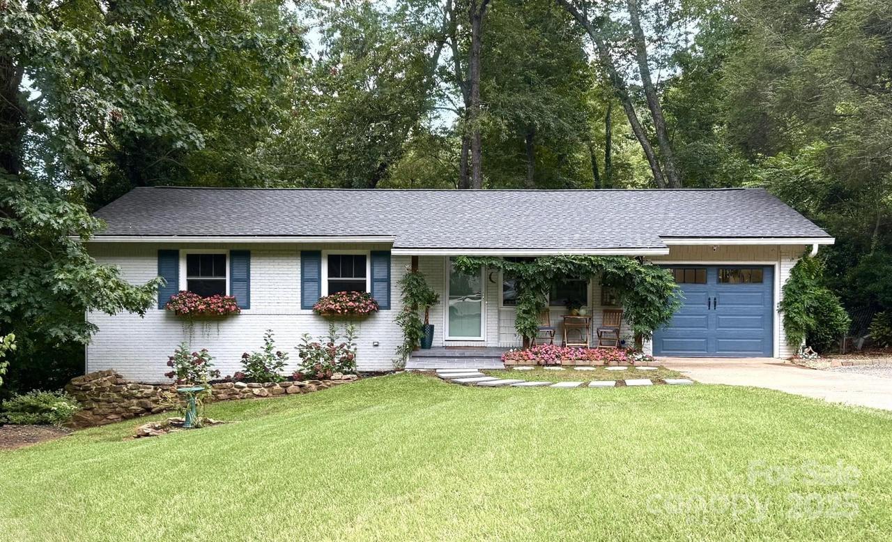 36 Clement Dr., Asheville, NC 28805