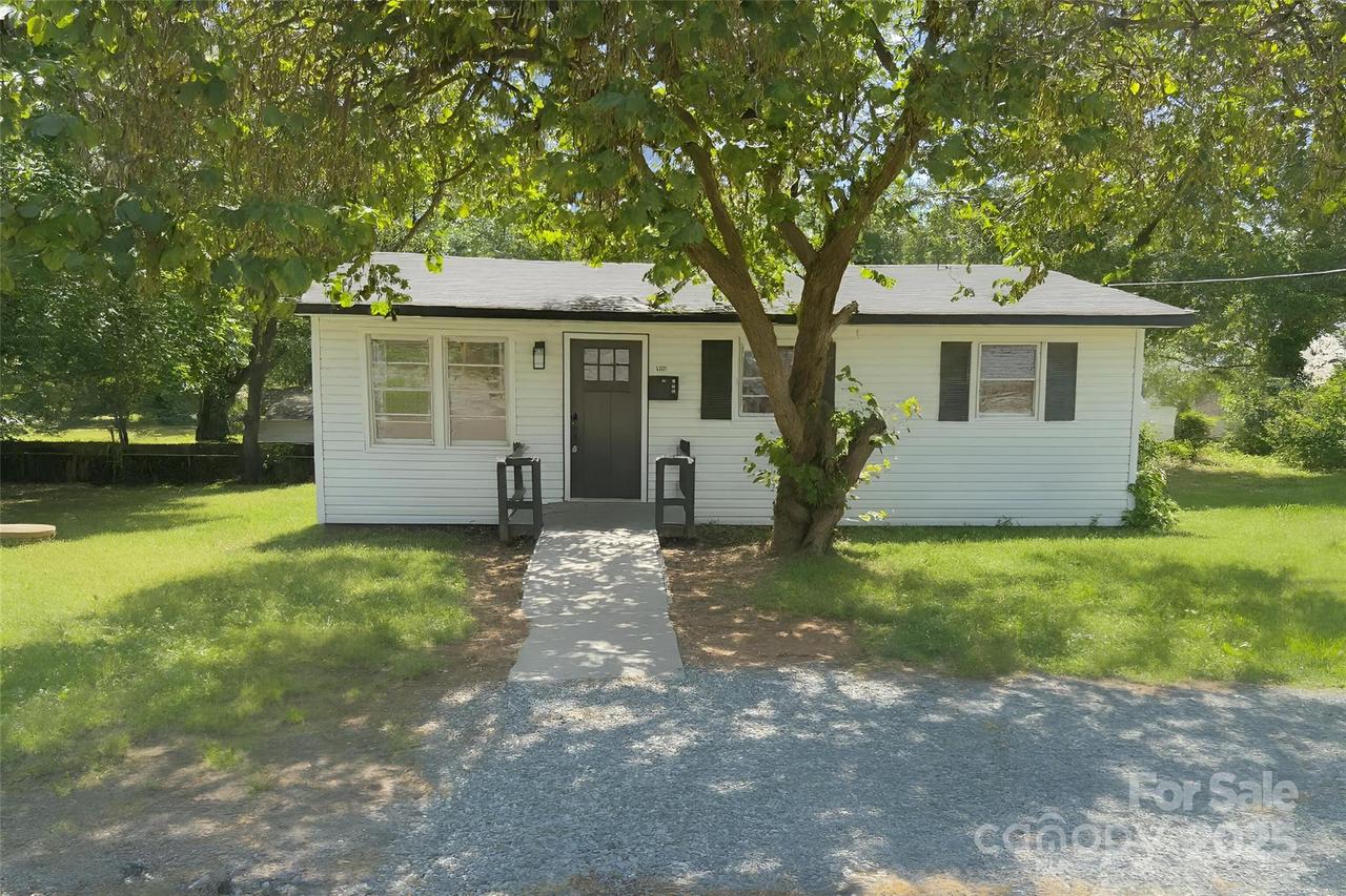 1401 Woodman Hall St., Shelby, NC 28152