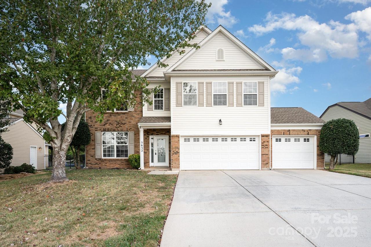 5632 Verrazano Dr., Waxhaw, NC 28173