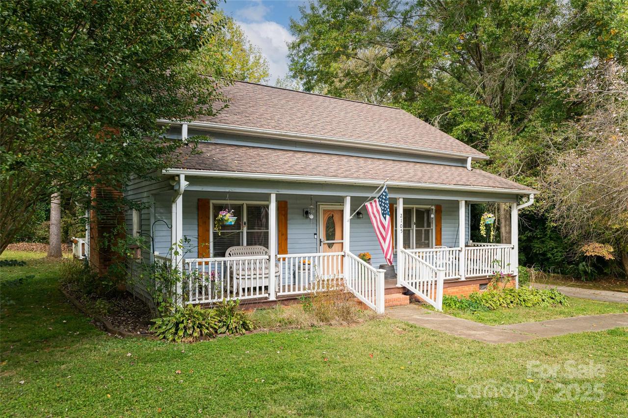2105 NE 22nd Ave., Hickory, NC 28601