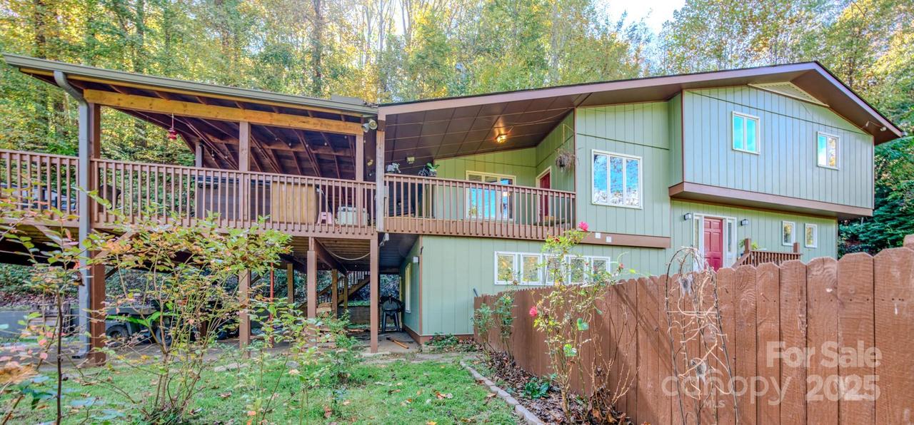 605 Country Club Dr., Maggie Valley, NC 28751