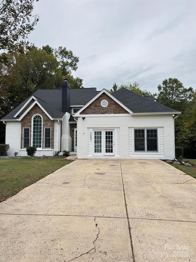 13001 Greycrest Dr., Charlotte, NC 28278