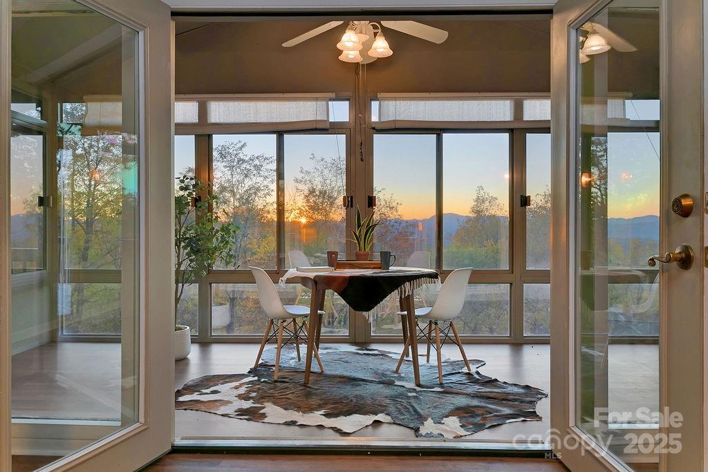 384 Oakanoah Cir. #L293/U2, Brevard, NC 28712