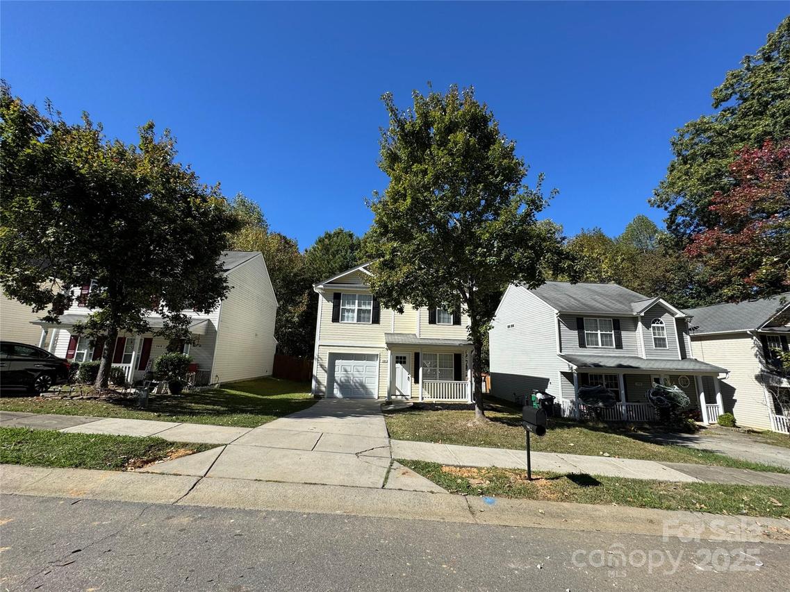 5412 Henderson Oaks Dr., Charlotte, NC 28269