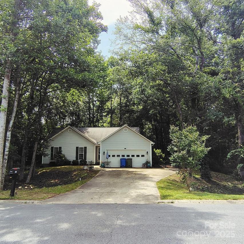 396 Glensprings Dr., Fletcher, NC 28732
