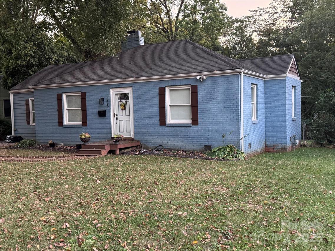 838 Woodside Ave., Charlotte, NC 28205