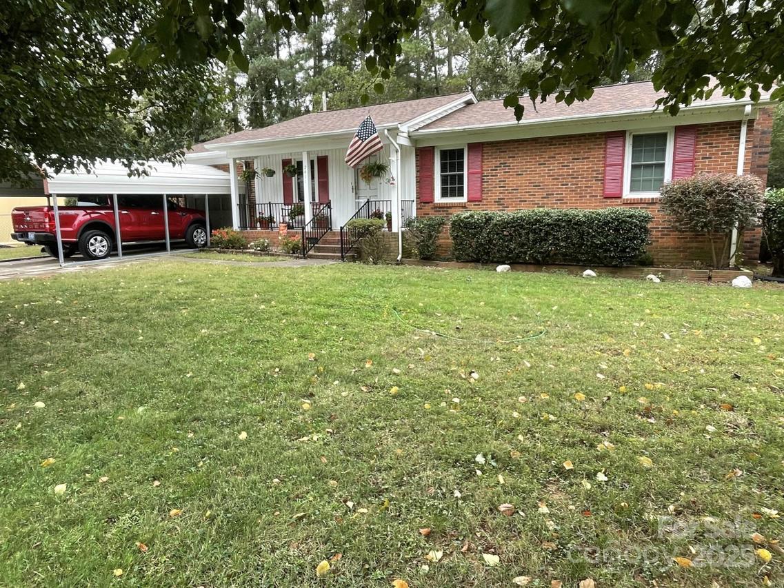 2411 Brookmeade Dr., Albemarle, NC 28001