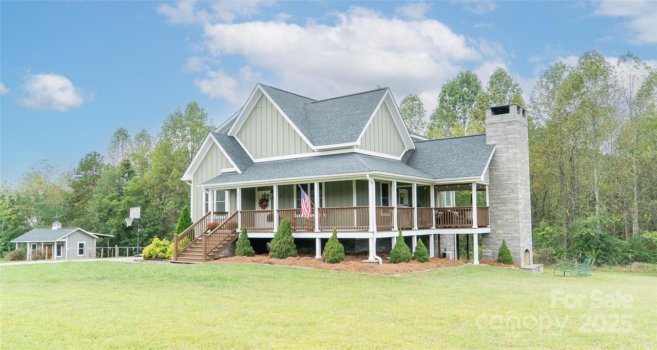 4719 Bert Huffman Dr., Granite Falls, NC 28638