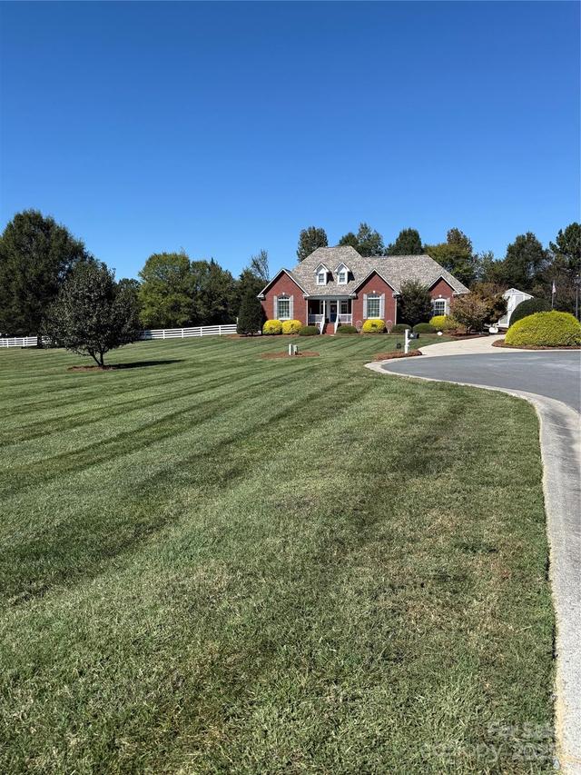 277 Glenwood Dr., Oakboro, NC 28129