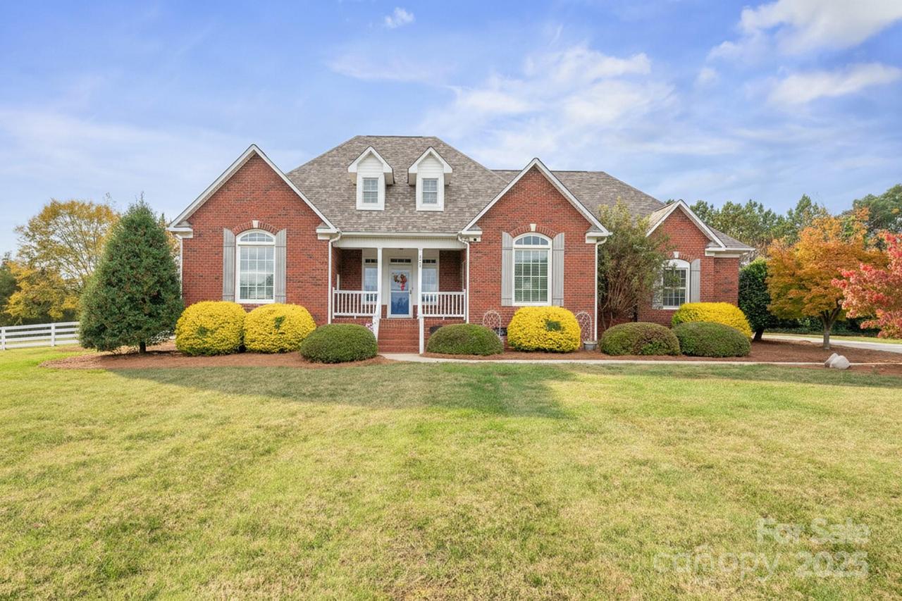 277 Glenwood Dr., Oakboro, NC 28129