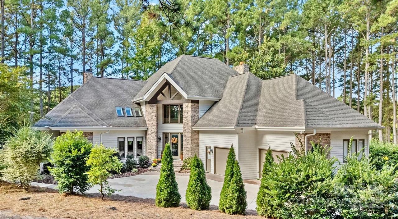 176 Yadkin Falls Rd., New London, NC 28127