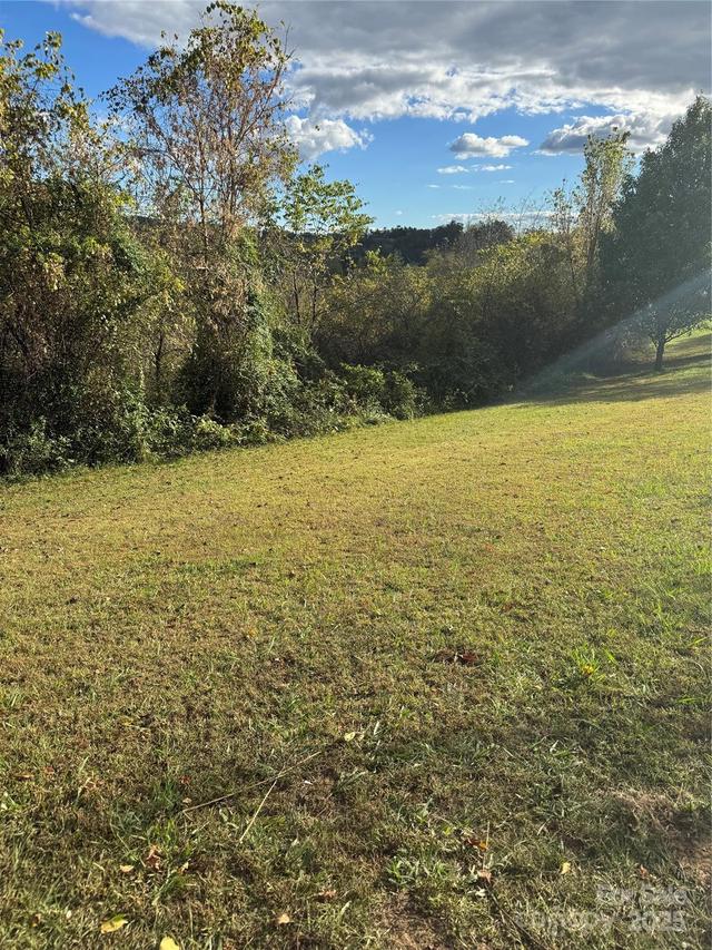 9999 Monticello Rd., Weaverville, NC 28787
