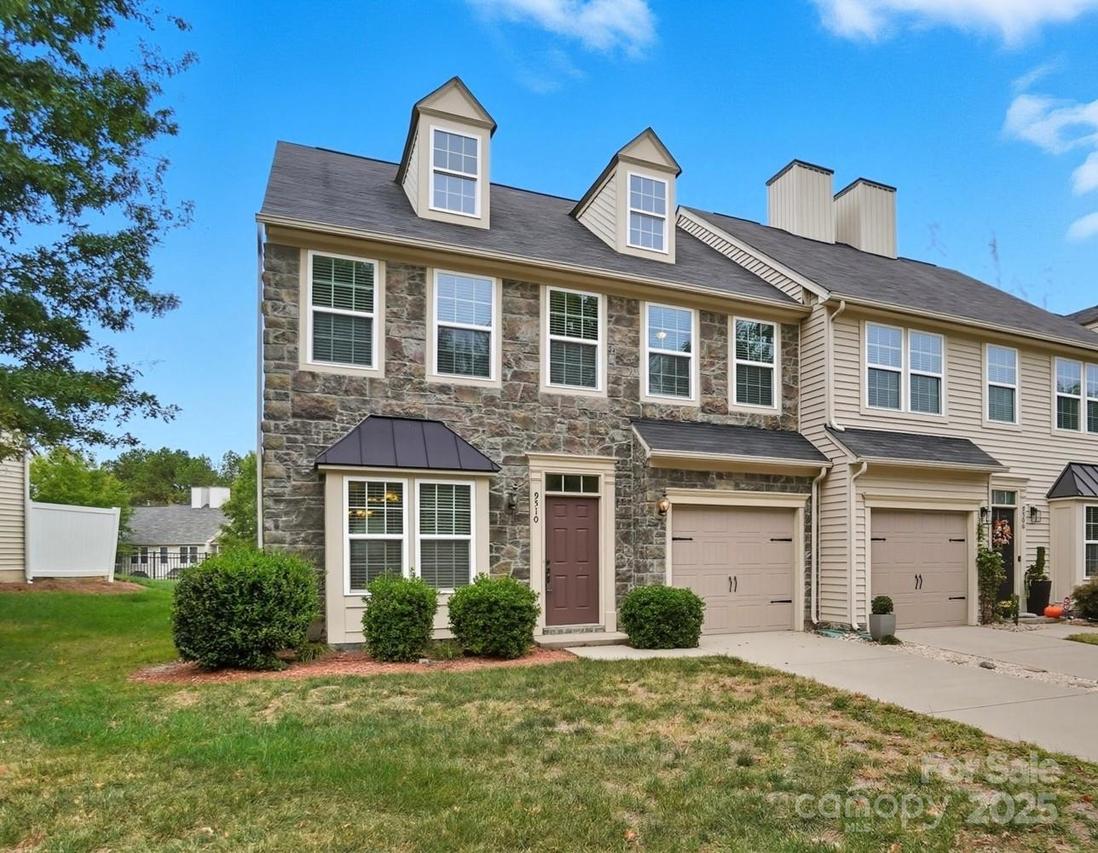 9510 Birkwood Ct., Charlotte, NC 28278