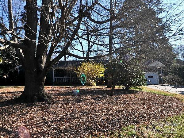 1235 Cedar Ln., Charlotte, NC 28226