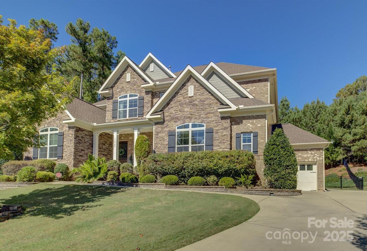 16300 Doves Canyon Ln., Charlotte, NC 28278