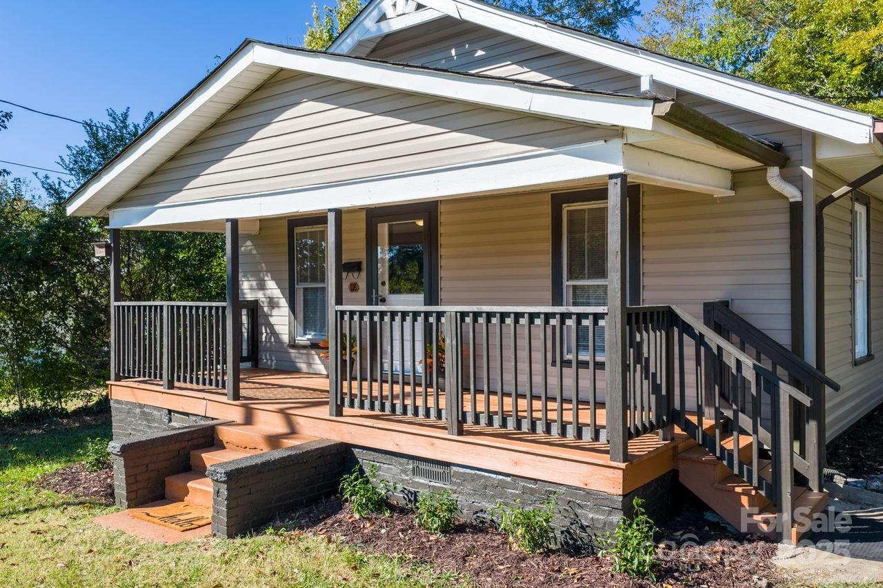 118 26th St. #2, Hickory, NC 28602