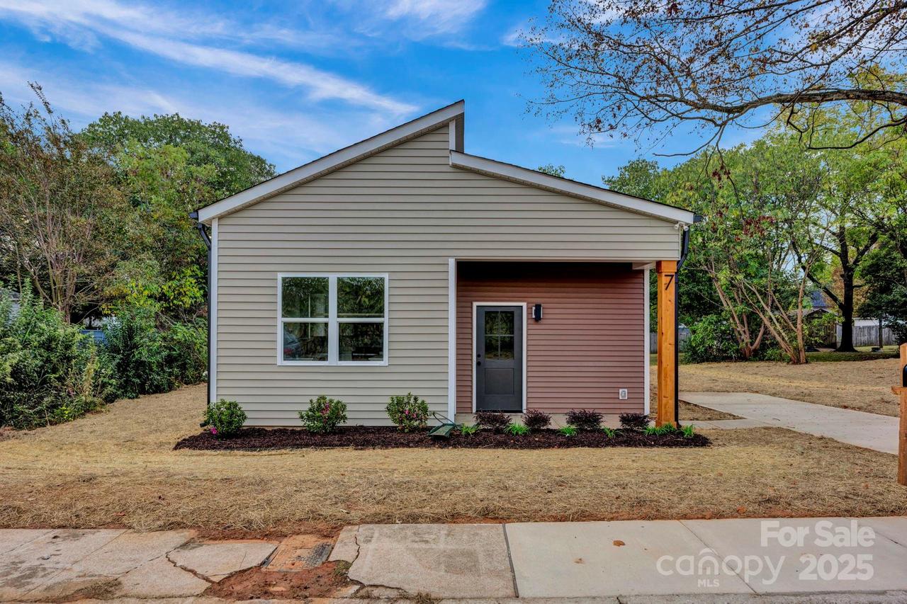 7 Cooper St., Salisbury, NC 28144