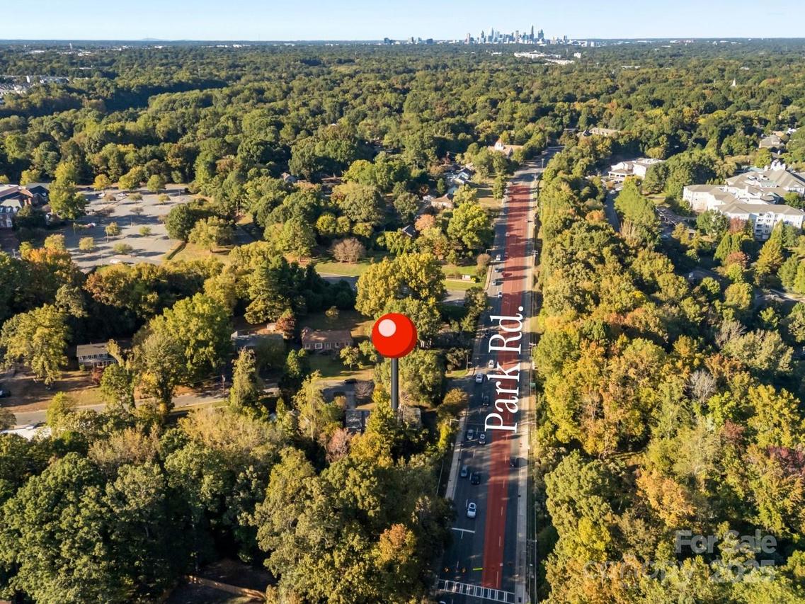 2836 Huntingtowne Farms Ln. #90, Charlotte, NC 28210