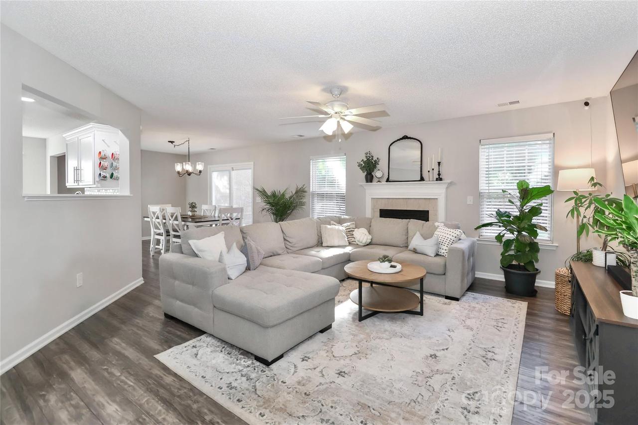 8815 Laurel Run Dr., Charlotte, NC 28269