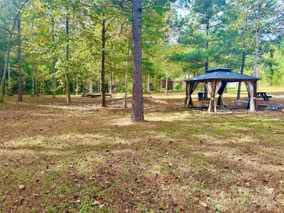649 Fire Tower Rd., Bostic, NC 28018