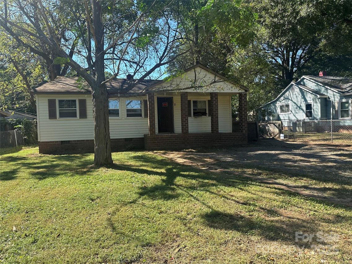 3609 Beaux St., Charlotte, NC 28208