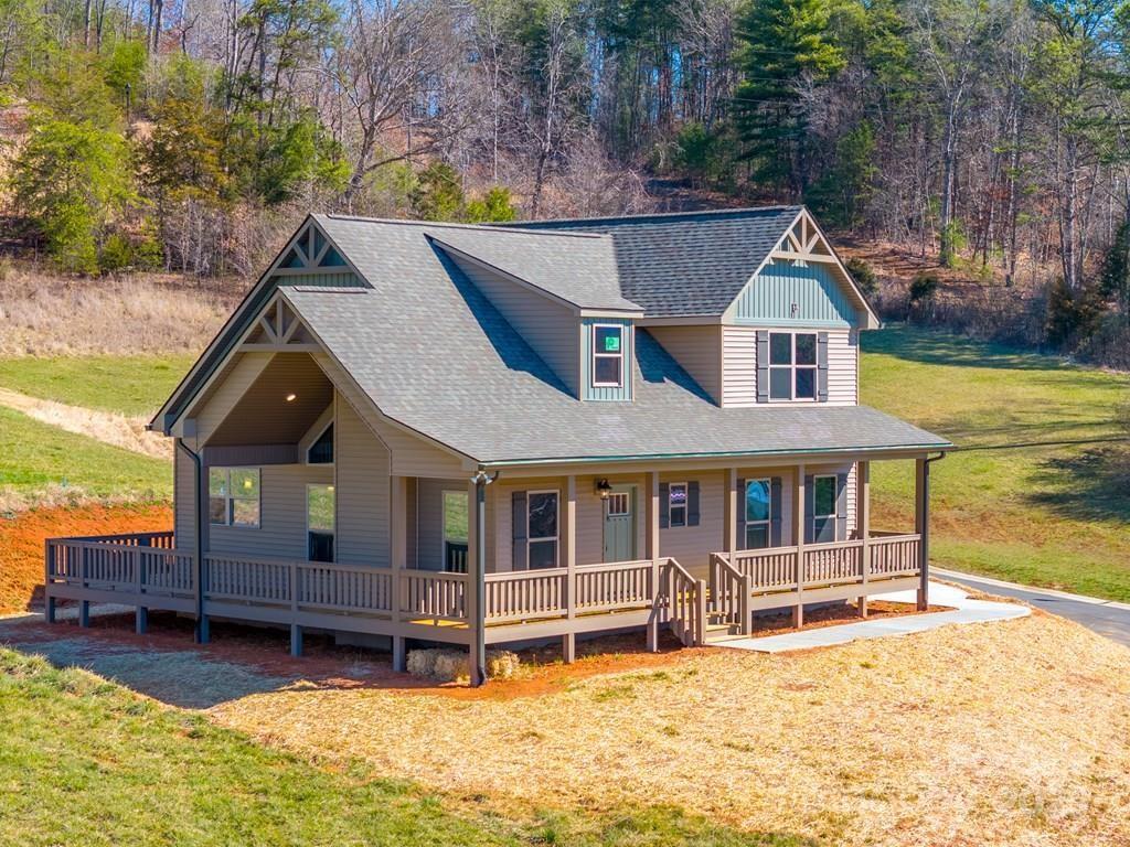 50 Fairview St., Franklin, NC 28734
