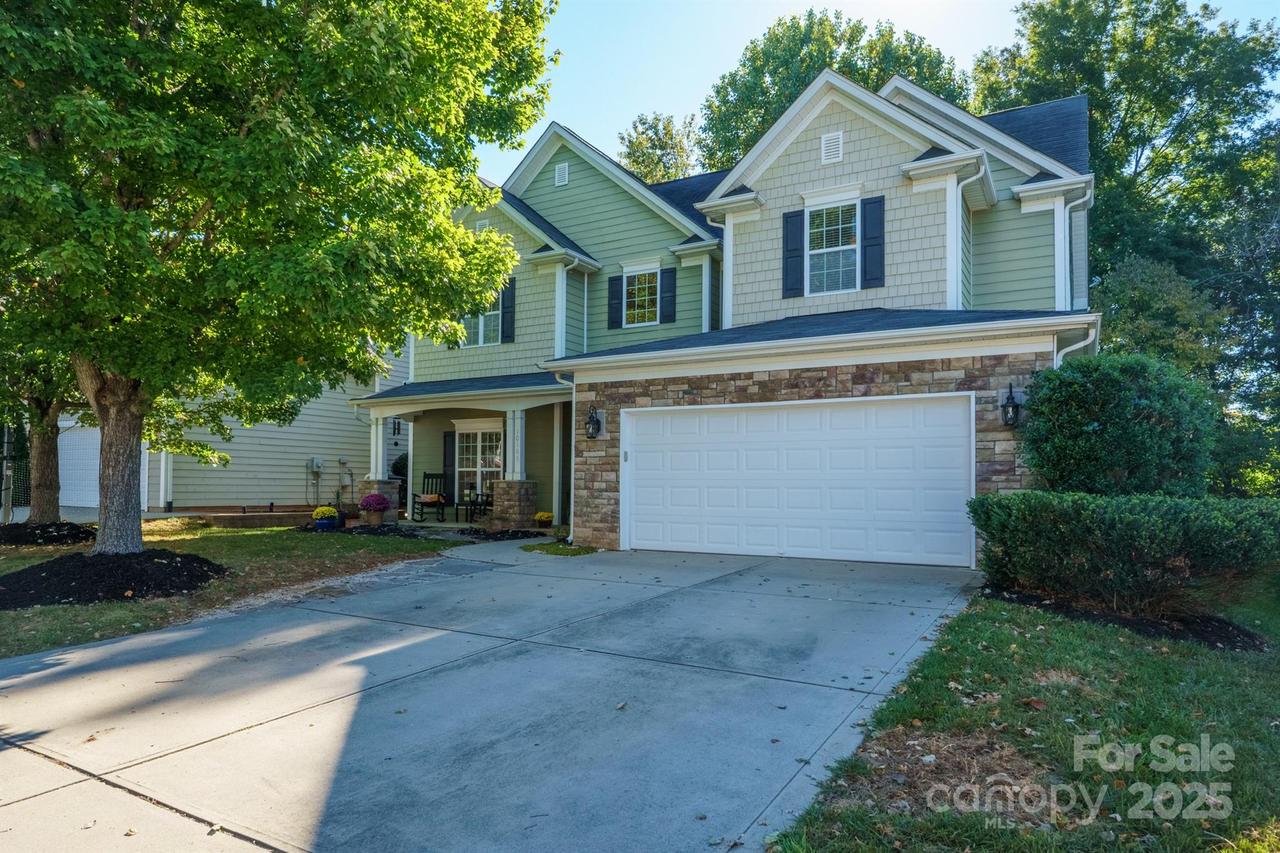 10166 Falling Leaf Dr., Concord, NC 28027