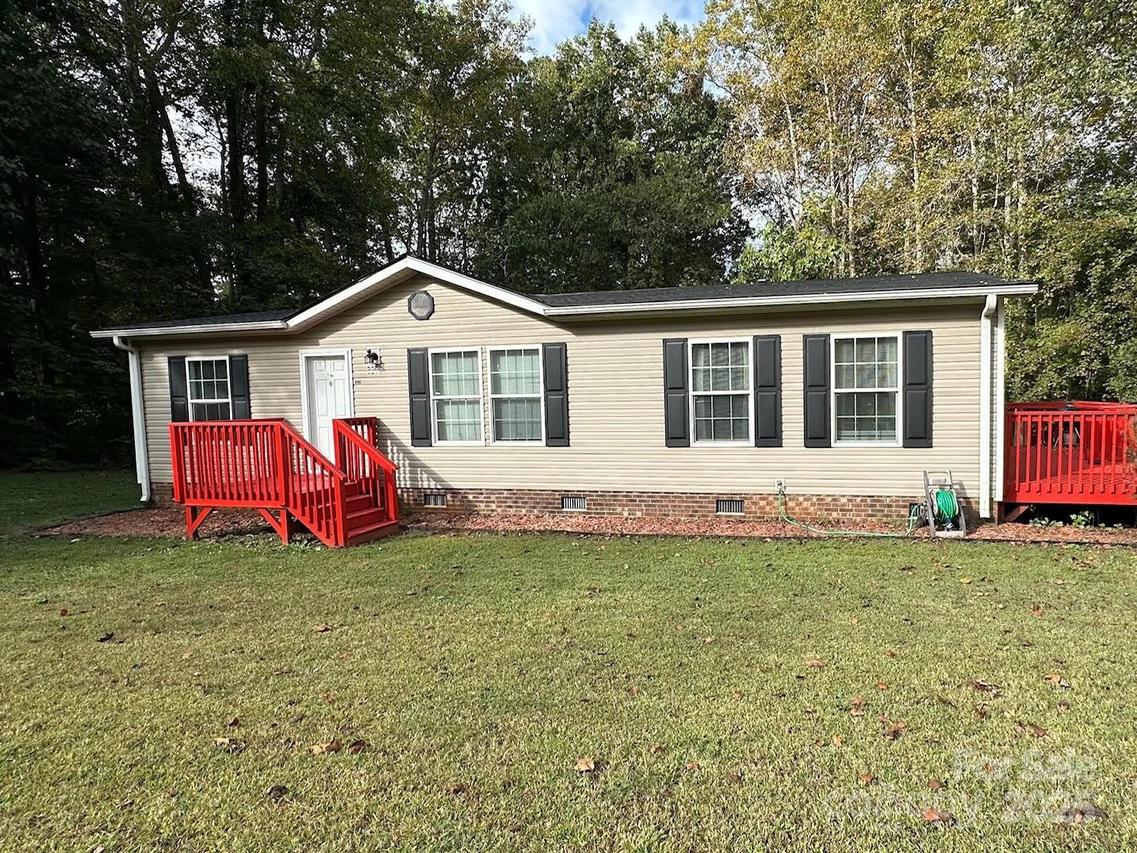329 La Quinta Dr. #17, Advance, NC 27006