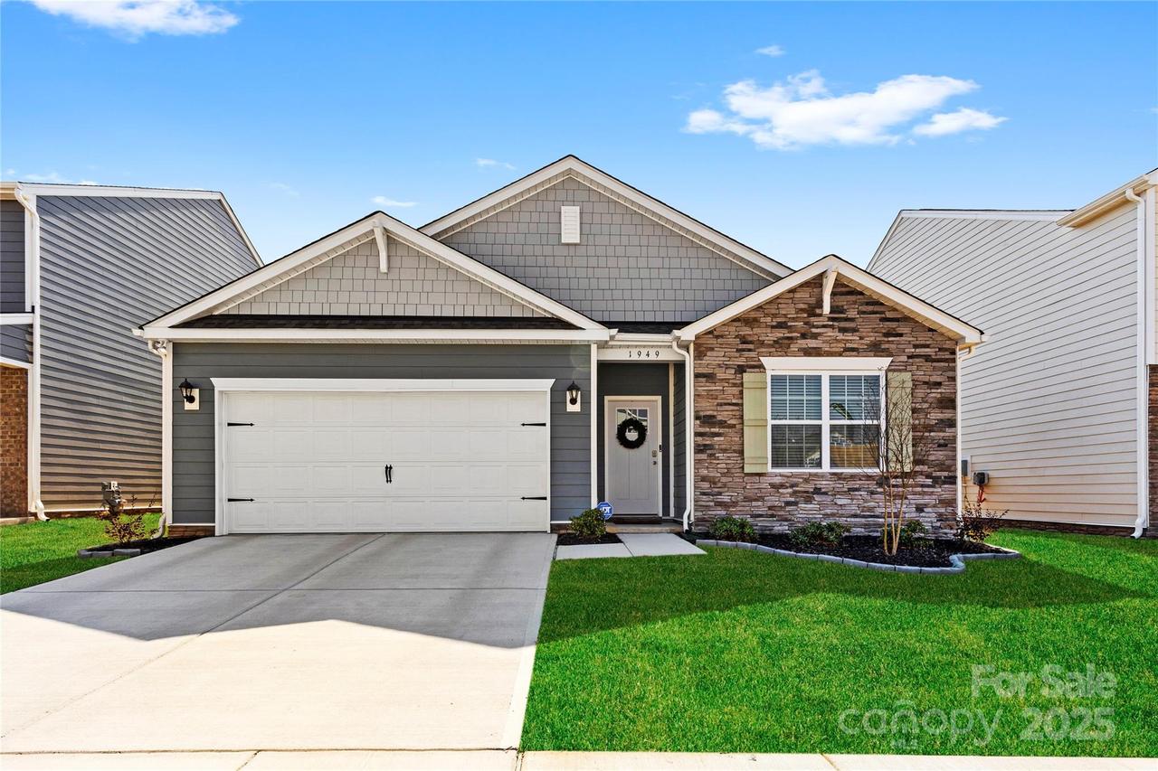 1949 Vanderlyn St., Monroe, NC 28112