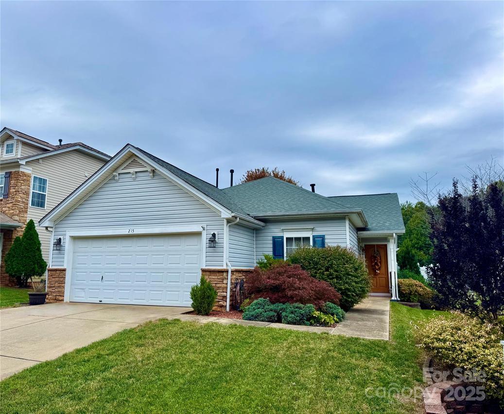 215 Tribune Dr., Charlotte, NC 28214