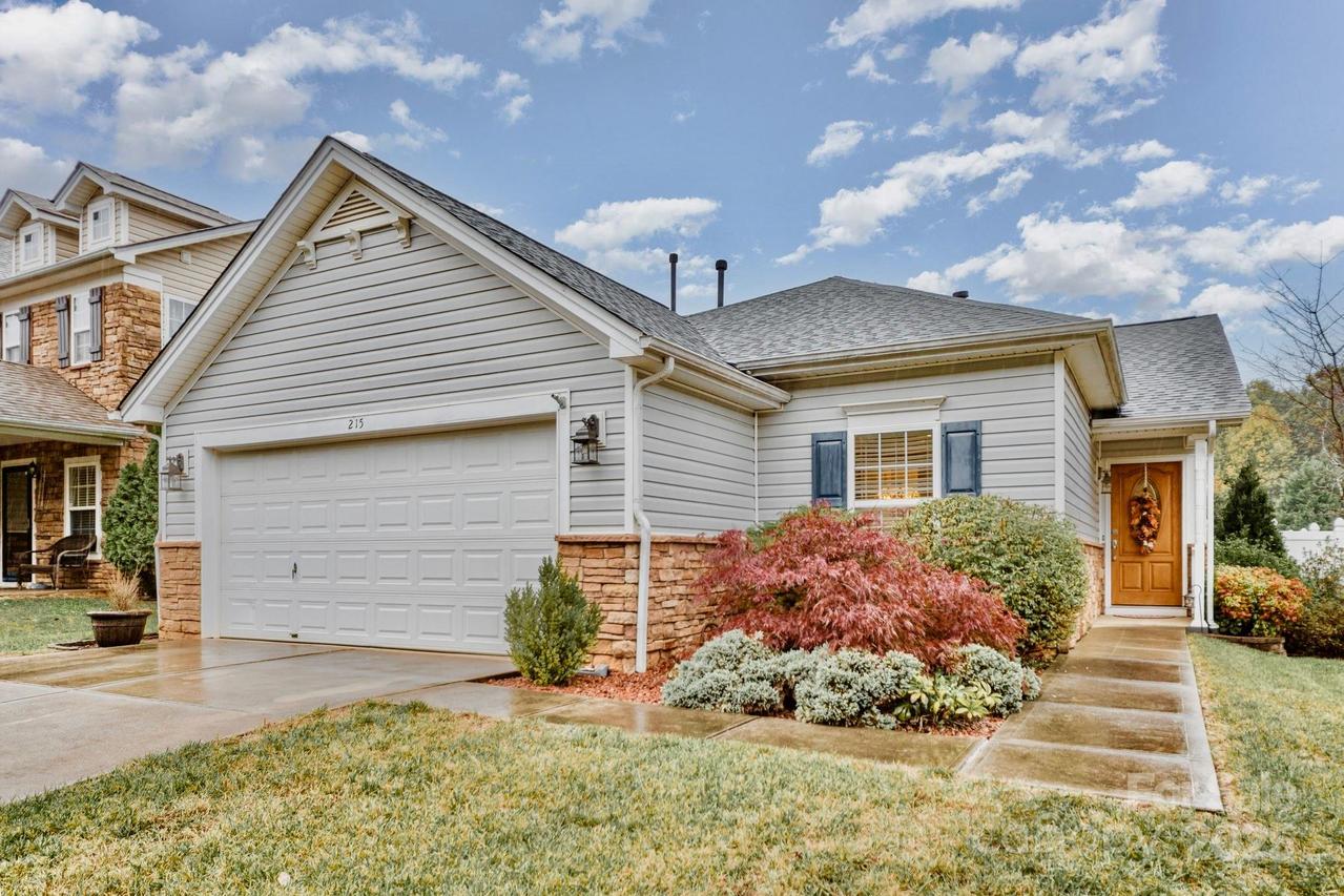 215 Tribune Dr., Charlotte, NC 28214