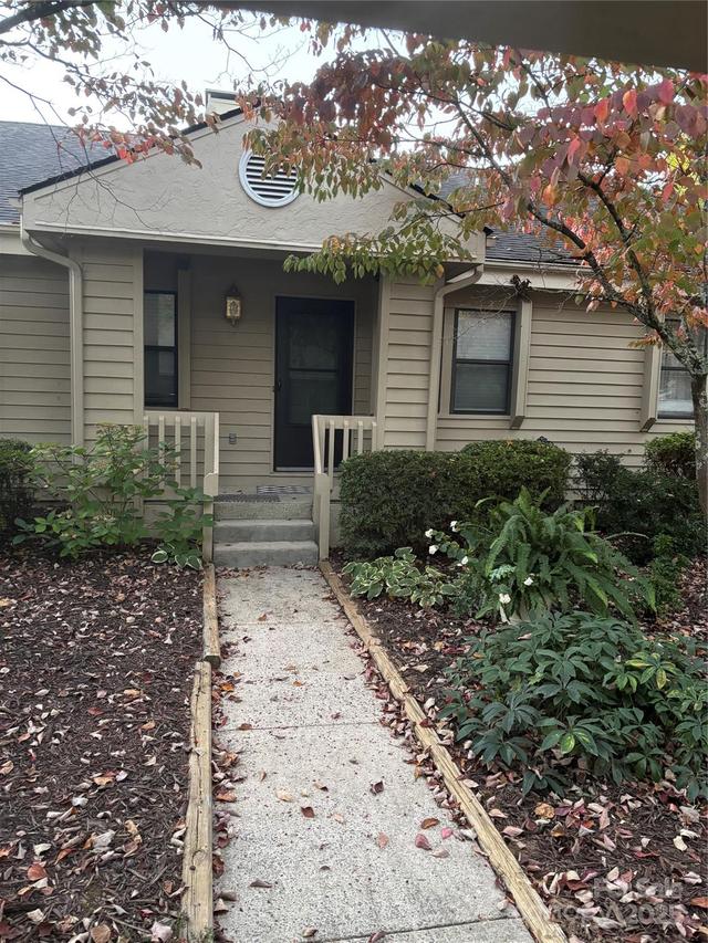4202 Dominic Ln., Asheville, NC 28805