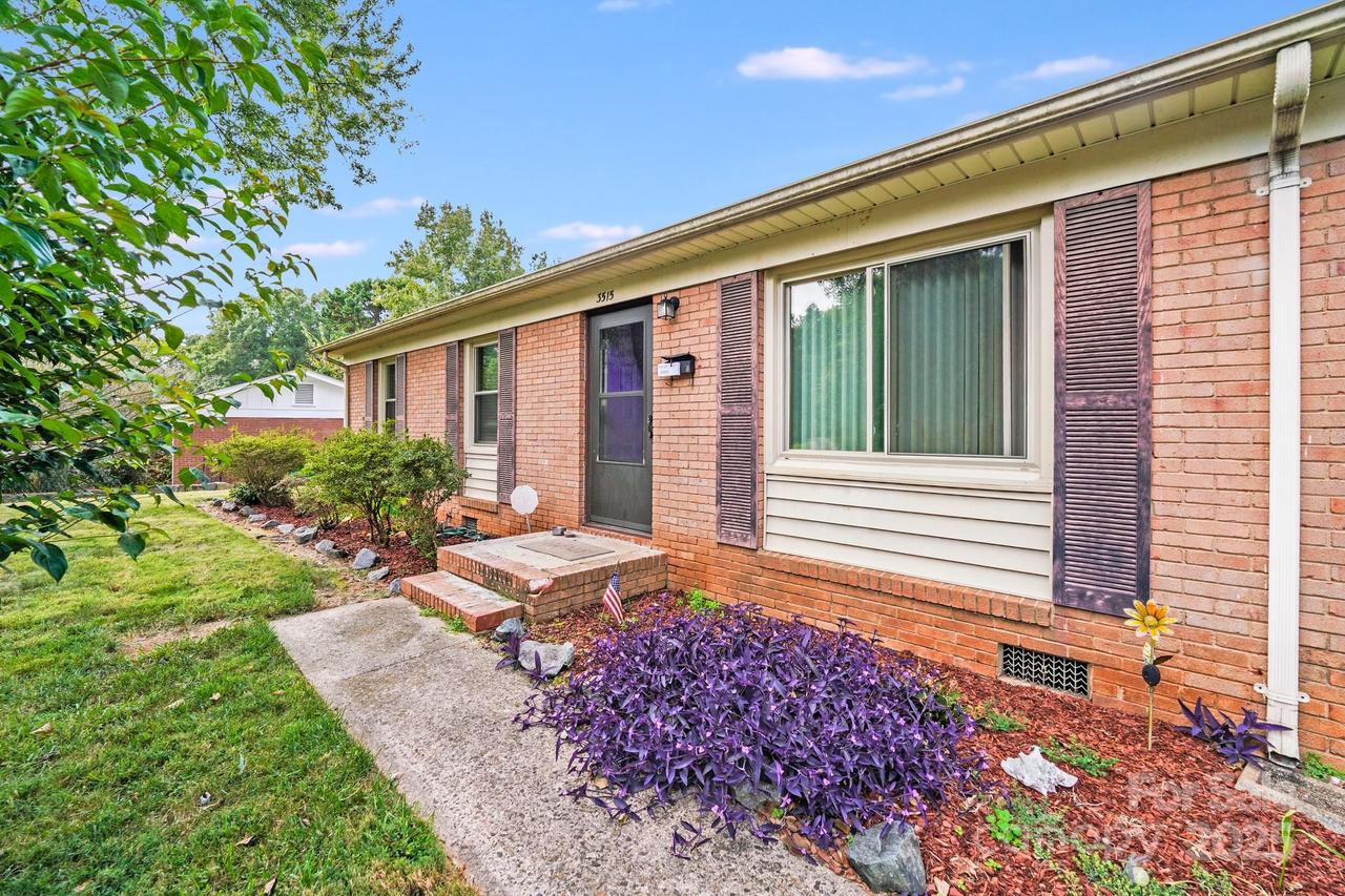 3515 Clardy Ct., Charlotte, NC 28205