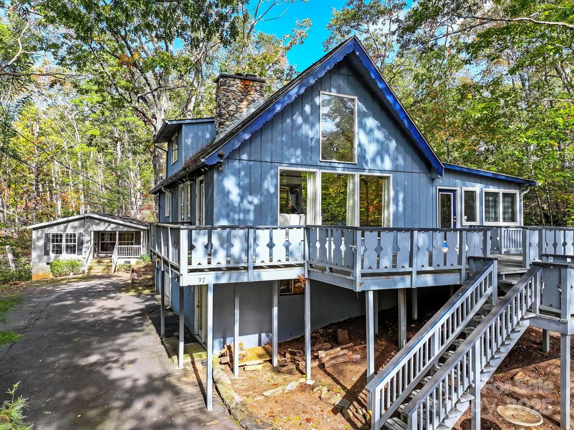 95 & 97 Temple Rd., Black Mountain, NC 28711
