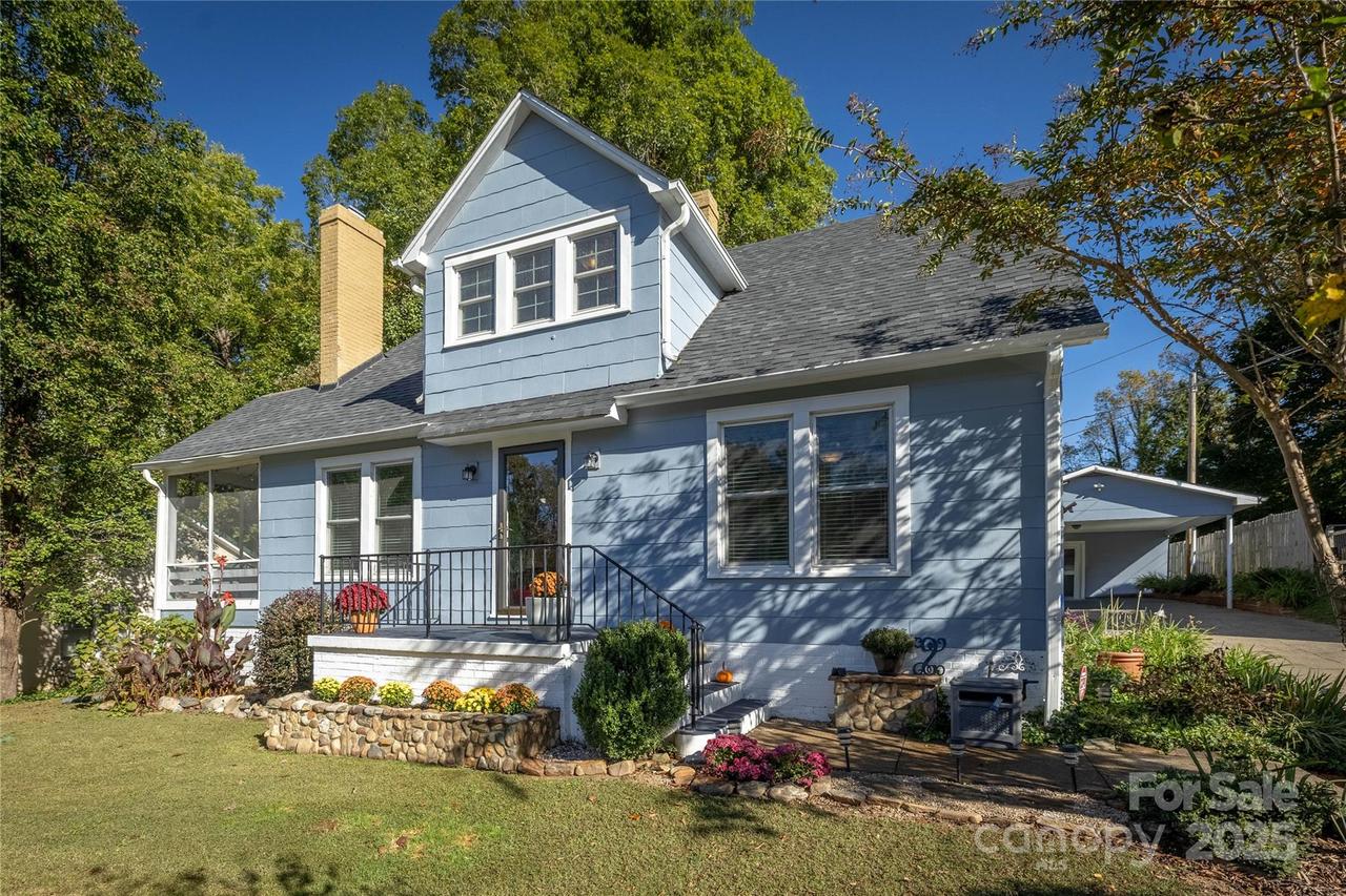 244 N Anderson St., Morganton, NC 28655