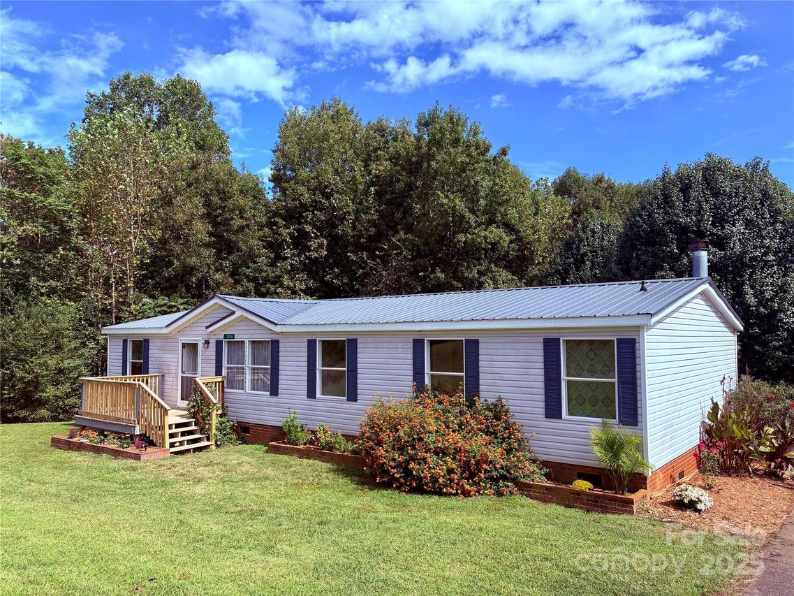 2936 Grace View Pl., Granite Falls, NC 28630