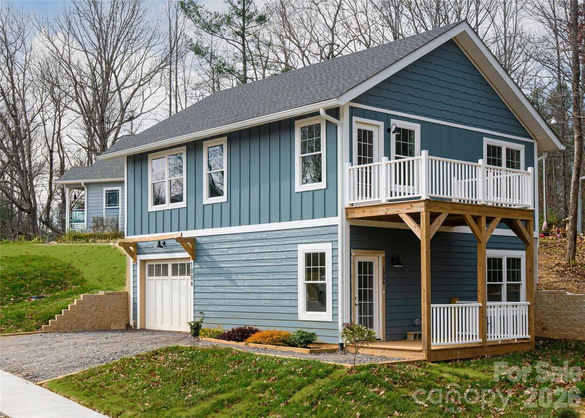 1006 Padgett Pl., Black Mountain, NC 28711