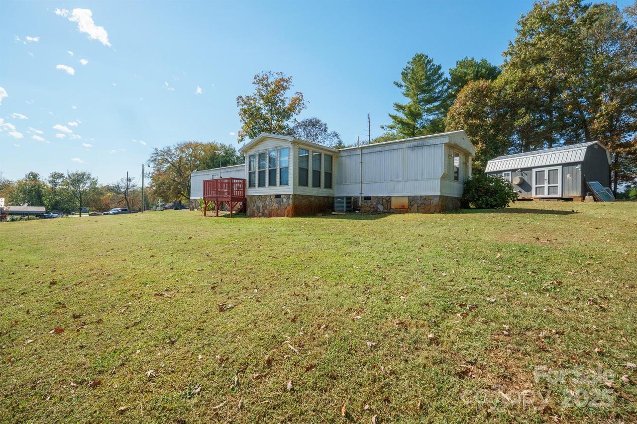 146 Gallup Ln., Lincolnton, NC 28092