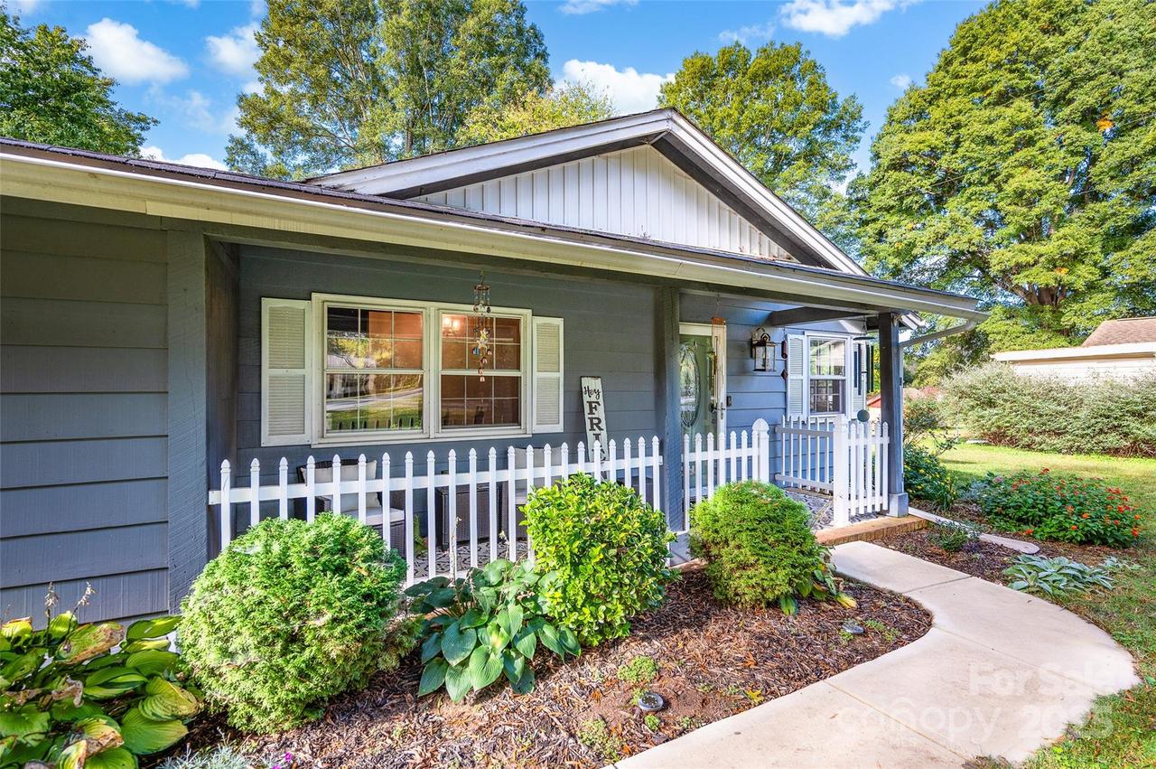 433 Old Mountain Rd., Statesville, NC 28677