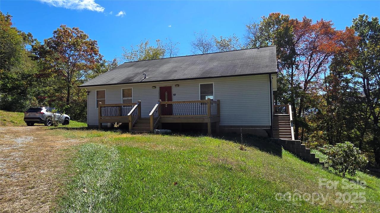 68 Garden Ridge, Clyde, NC 28721