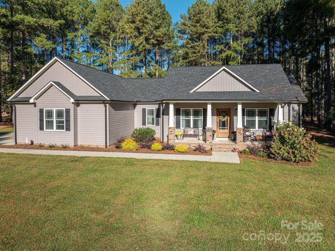 7190 Sparrow Ln., Vale, NC 28168