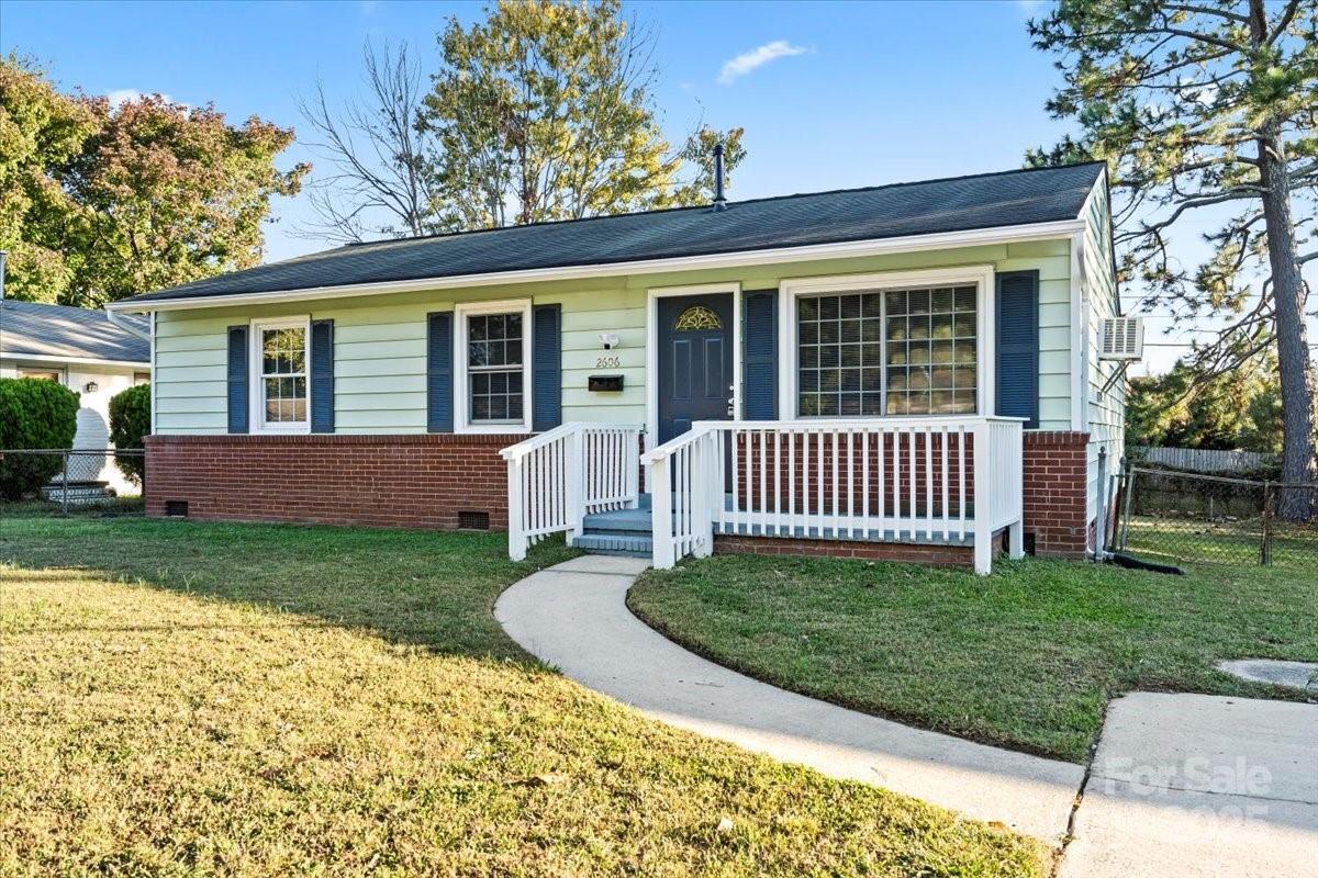 2606 Abelwood Rd., Charlotte, NC 28216