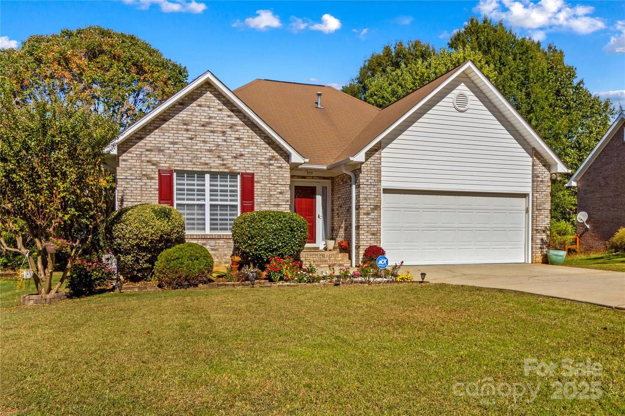 130 Bald Cypress Ln., Mooresville, NC 28115