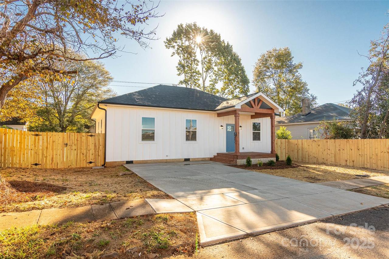 719 Smith St., Shelby, NC 28150