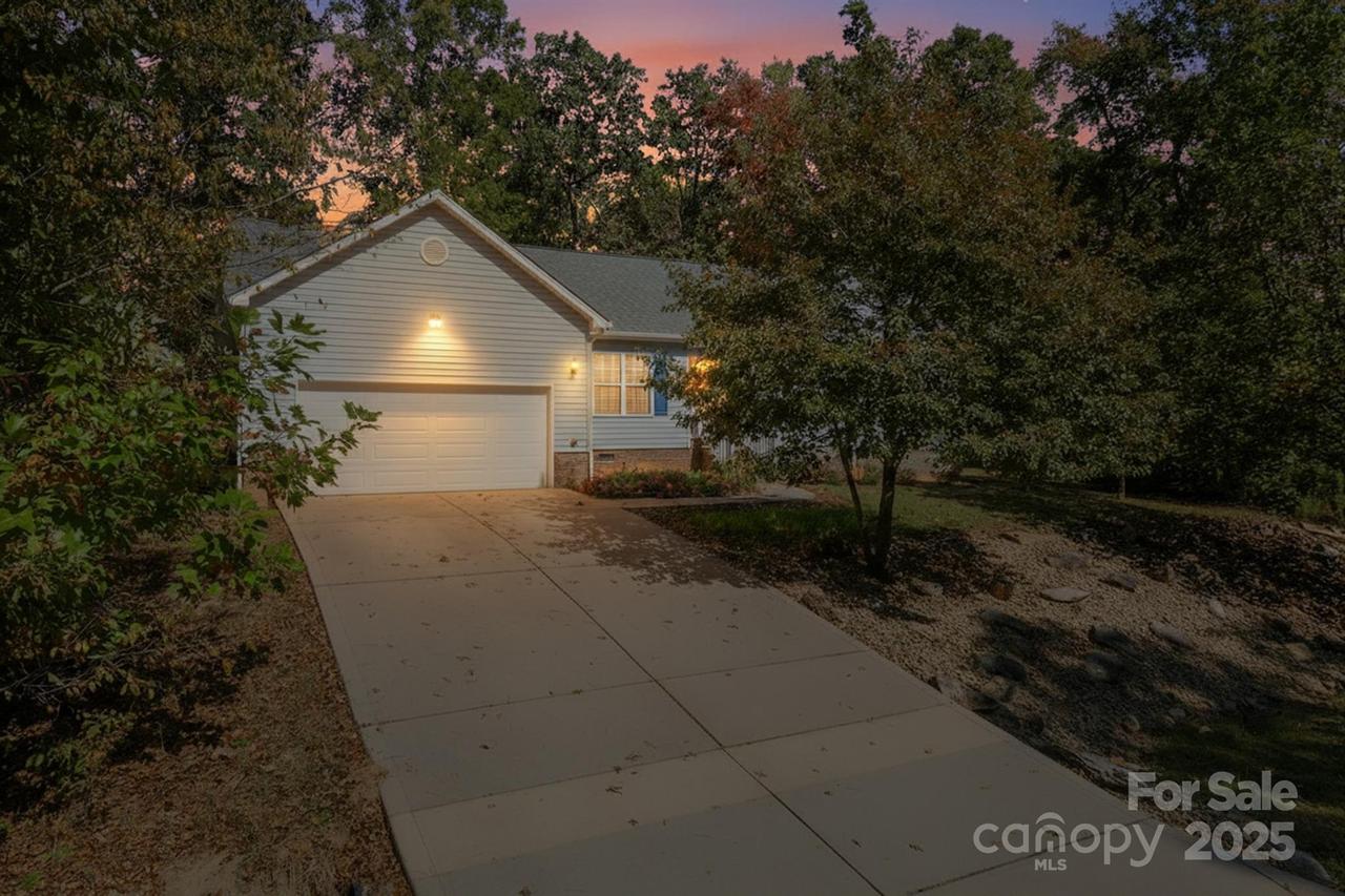 5039 Penn Rd., Iron Station, NC 28080