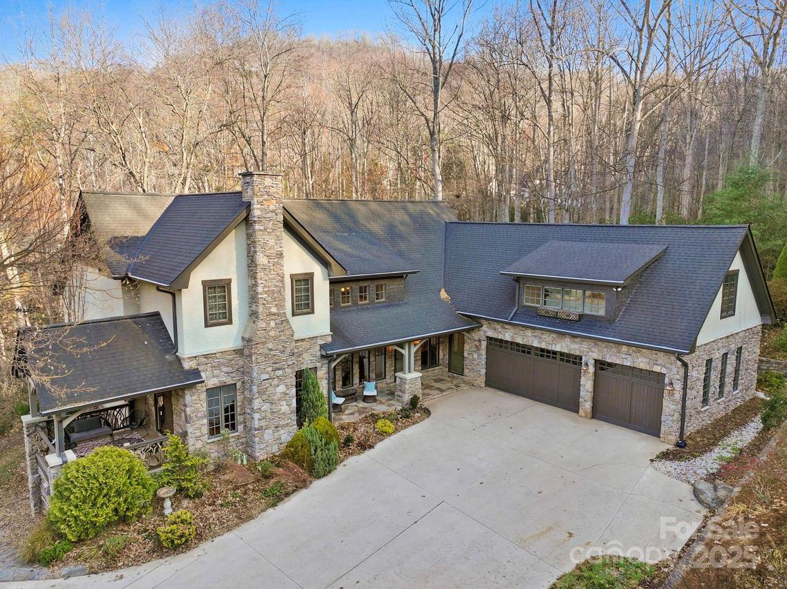 56 Windover Dr., Asheville, NC 28803