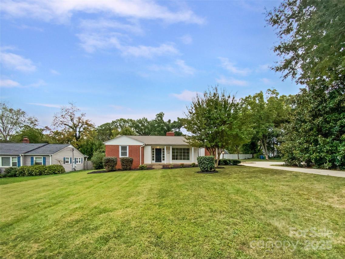 621 N Craige St., Salisbury, NC 28144
